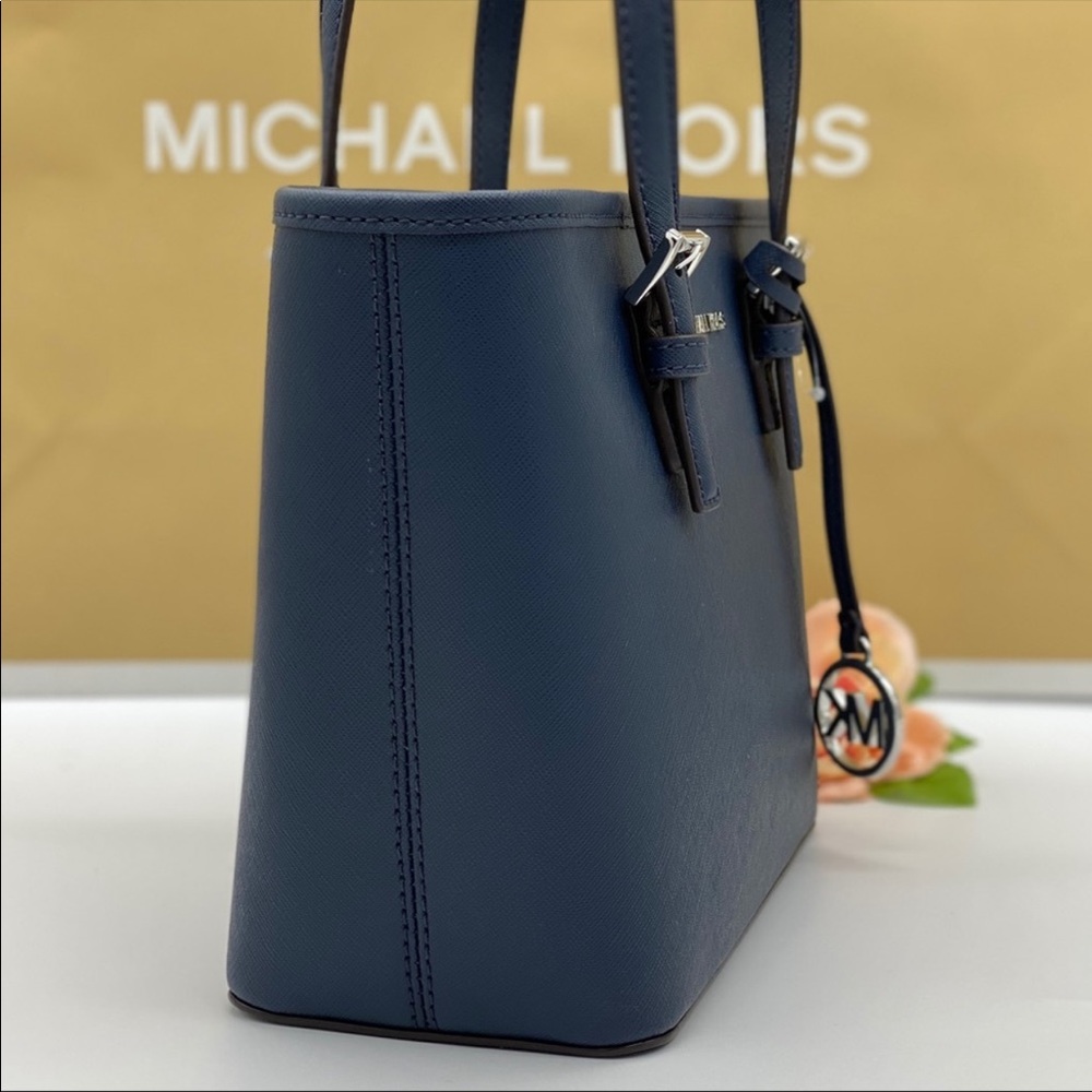 MICHAEL KORS EXTRA-SMALL TOP-ZIP TOTE NAVY - Picture 9 of 16
